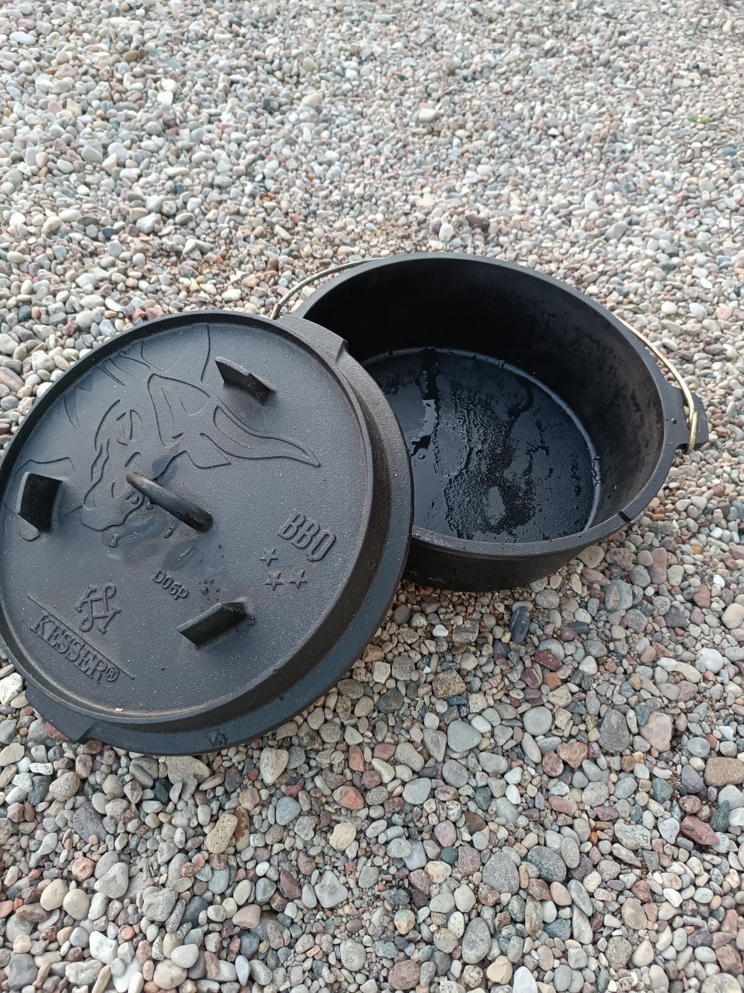 Patelnia żeliwna 5l