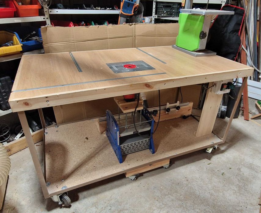 stół warsztatowy frezarski roboczy 2w1 z  frezarką Makita uniwersalny