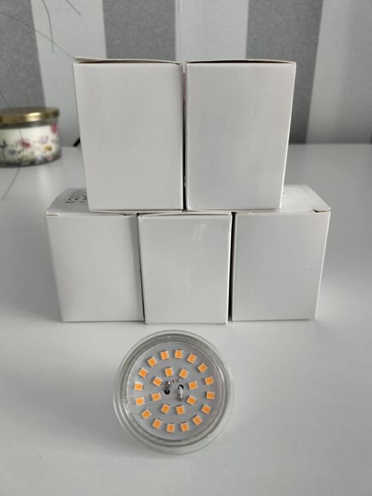 Żarówki  LED MR16 GU5.3 12 V o mocy 5 W - 6 szt.