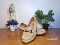 Sapatos de senhora N°39