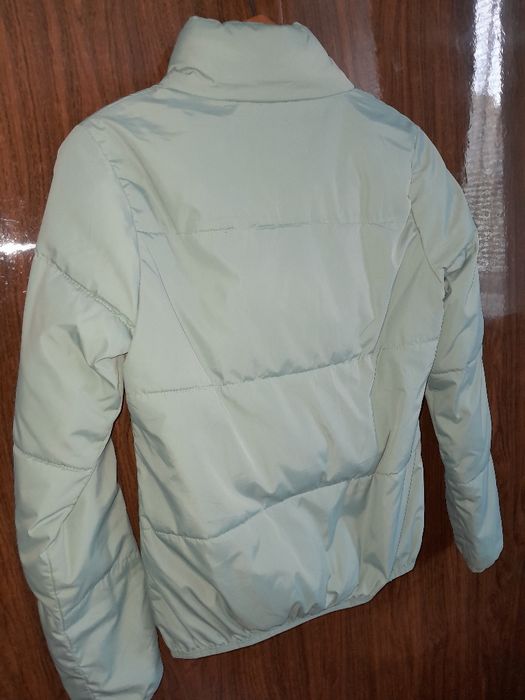 Жіночі зимні і осінні куртки всі за 1200