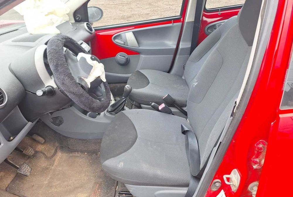 2006 Toyota Aygo 1.0 VVTI 69KM 1KR-FE kolor 3P0 Silnik części