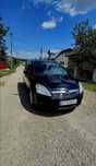 Opel Zafira автомобіль