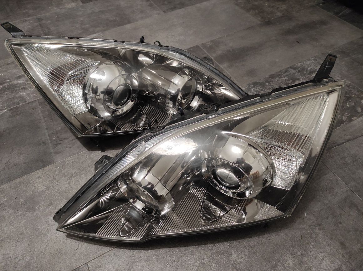 Komplet lampa prawa i lewa do Honda CR-V ,CRV 3, III, zwykłe H1, Eu