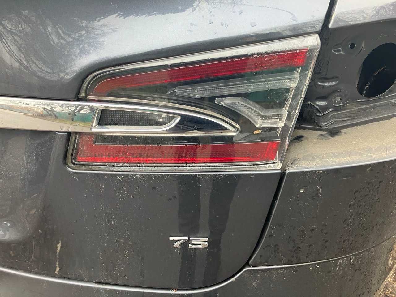 Фонари левый правый комплект Оригинал TESLA MODEL S 2017 рестайлинг