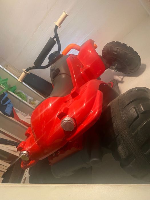 Brinquedo Carrinho elétrico de criança