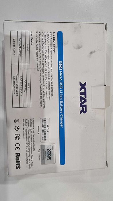 Зарядное устройство XTAR MC4 для аккумуляторов 18650 и многих других