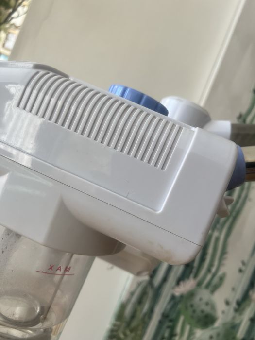 Aparelho de limpeza de pele a vapor