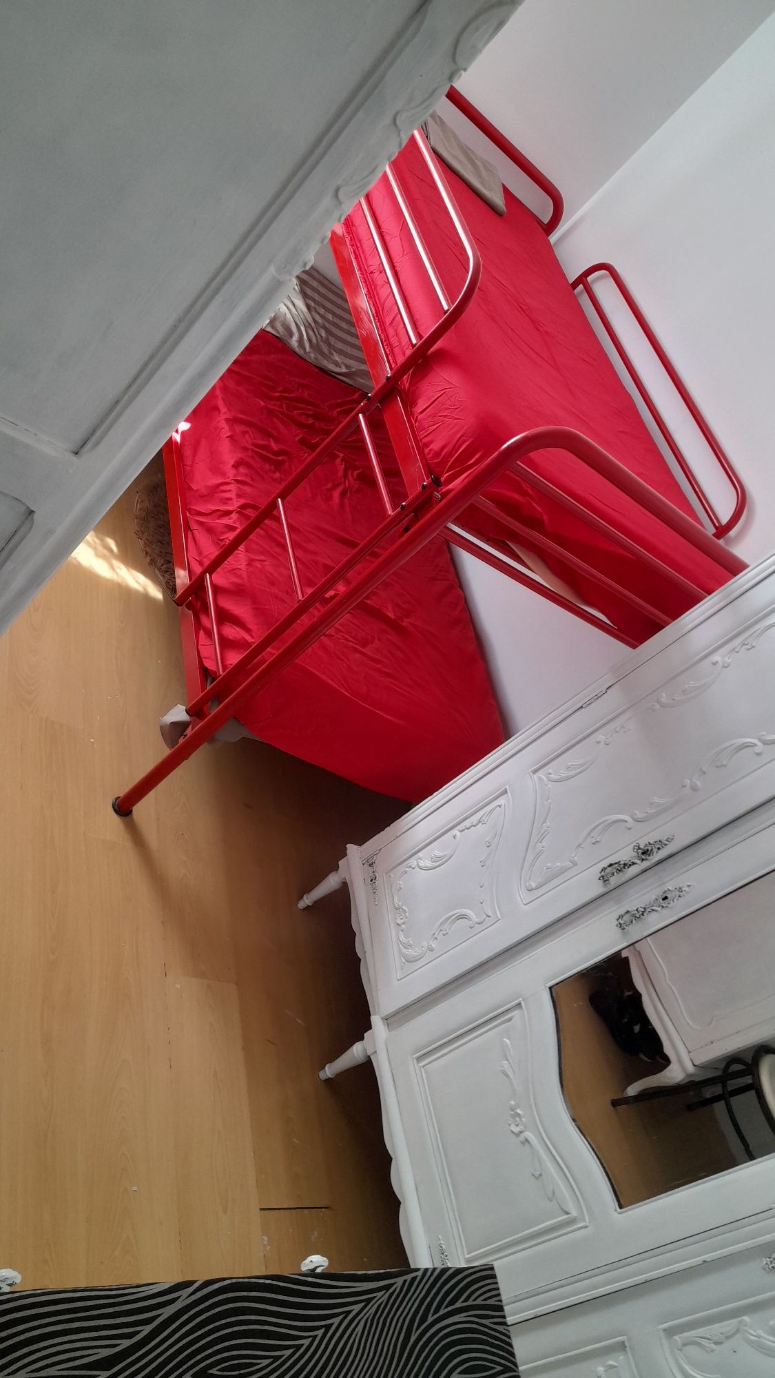 Quarto para alugar compartilhado a 1 rapariga