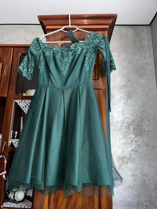 Пишне плаття зелене