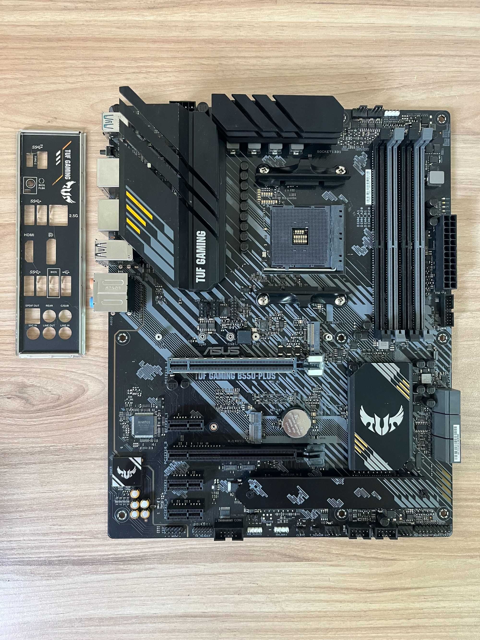 Материнская плата Asus TUF Gaming B550-Plus AM4 DDR4 Ryzen Support
