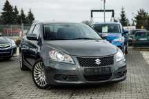 Suzuki Kizashi Xenon , Skóra , Navi , 4X4