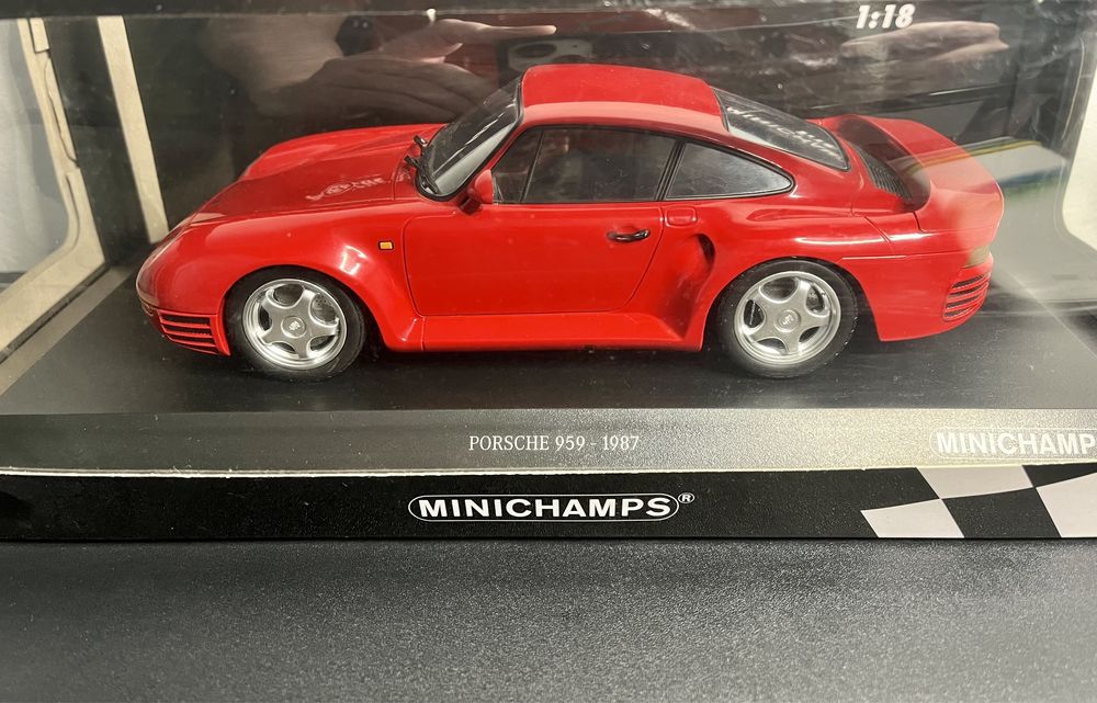 Модель Porsche 959 Minichamps 1/18 Торг