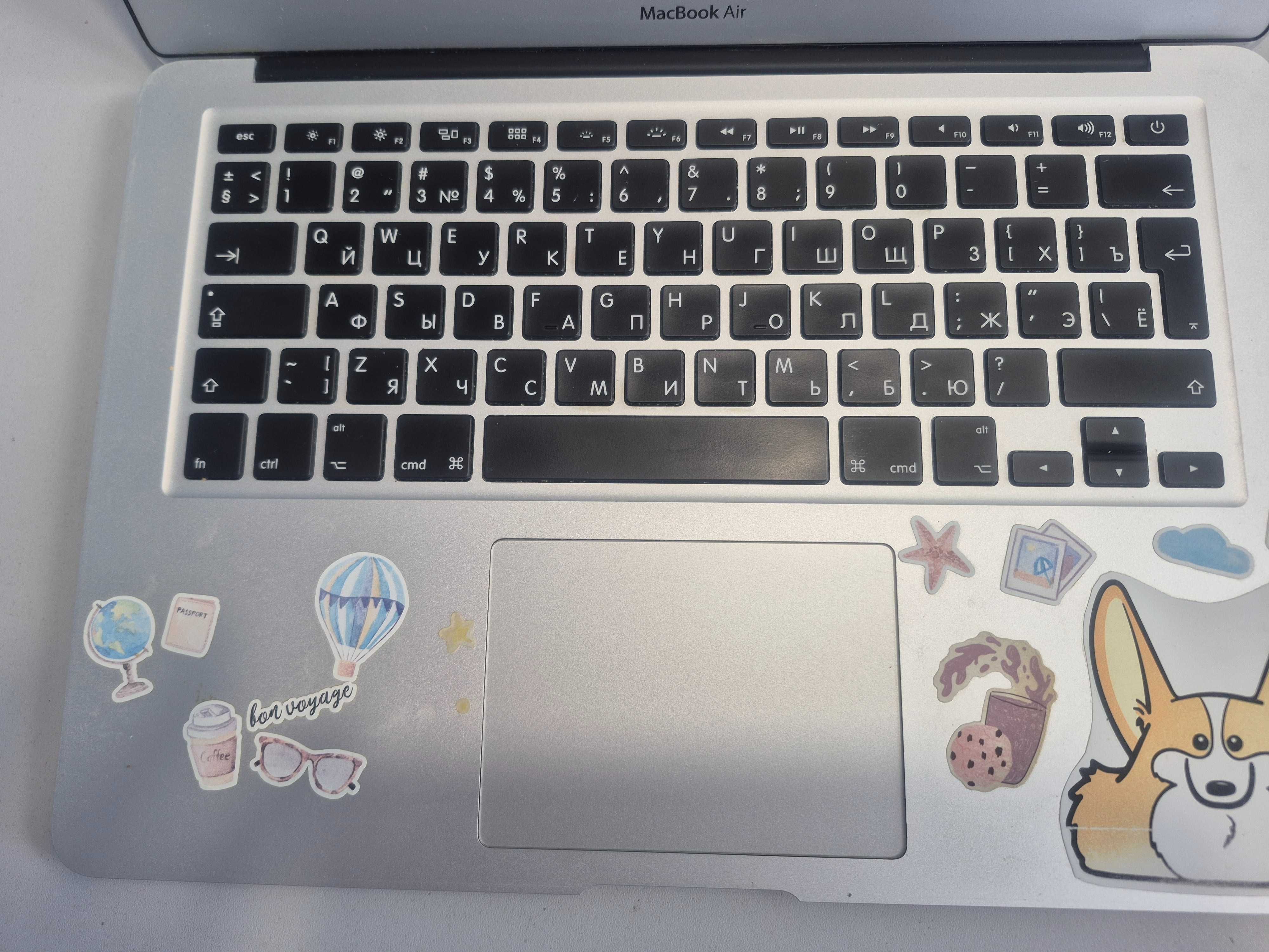 Продам ноутбук Apple MacBook Air - A1466