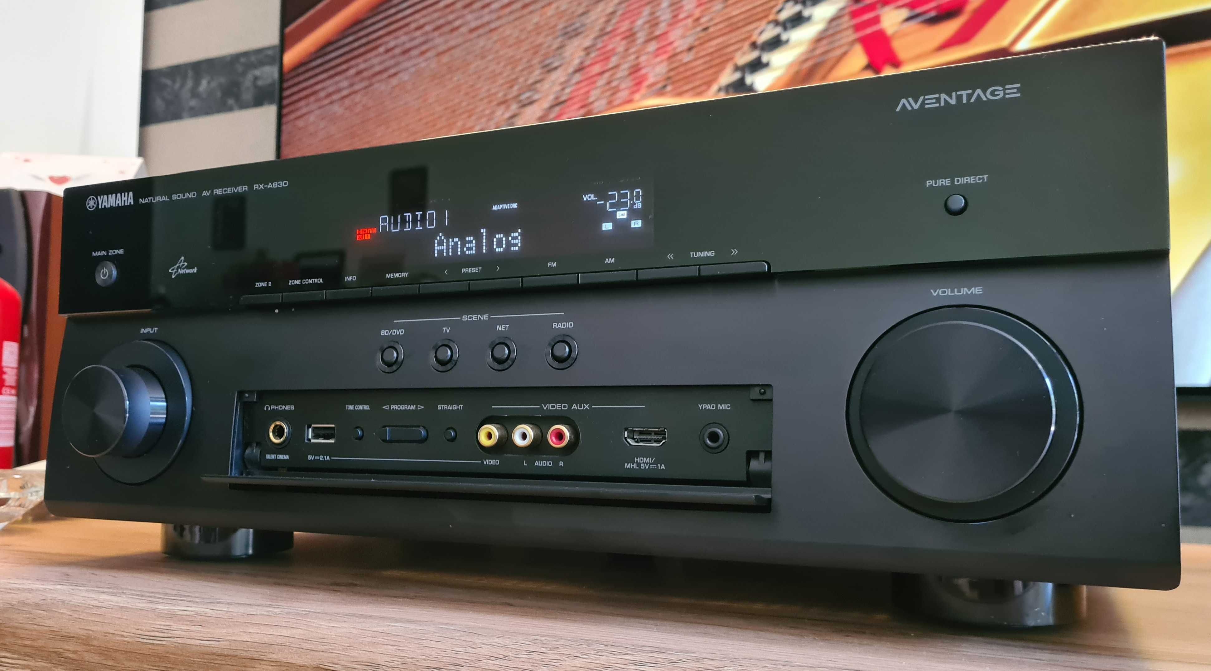 YAMAHA RX-A830 4K UHD amplituner kina domowego.