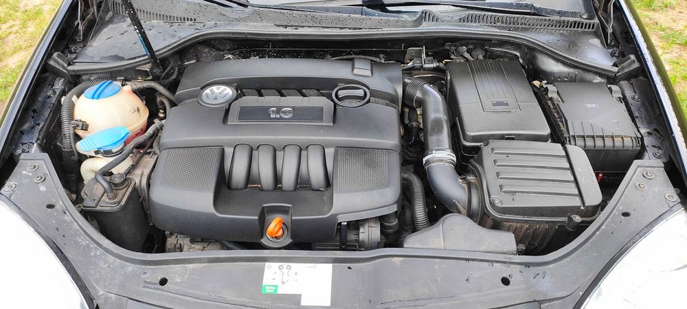 Volkswagen Jetta 1.6 102