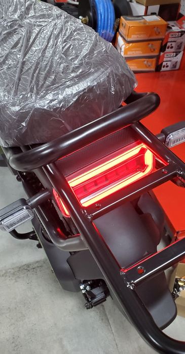 Скутер мопед самохуд електричний Crosser CR-4 1200 Вт,72V,24 Аг Графен