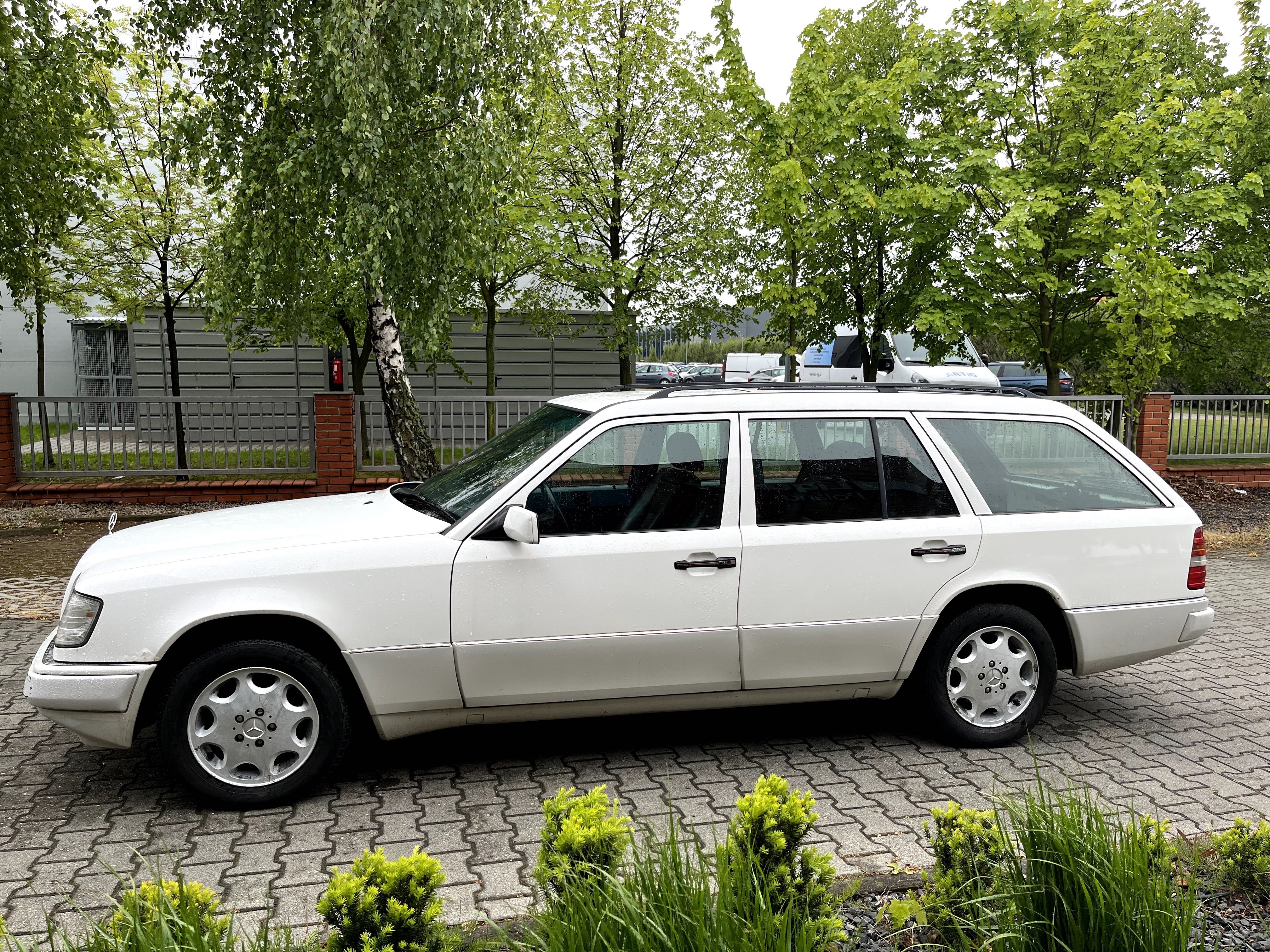 Mercedes W124 Kombi 3.0TD. Oryginal.  280 tys km. bogata wersja