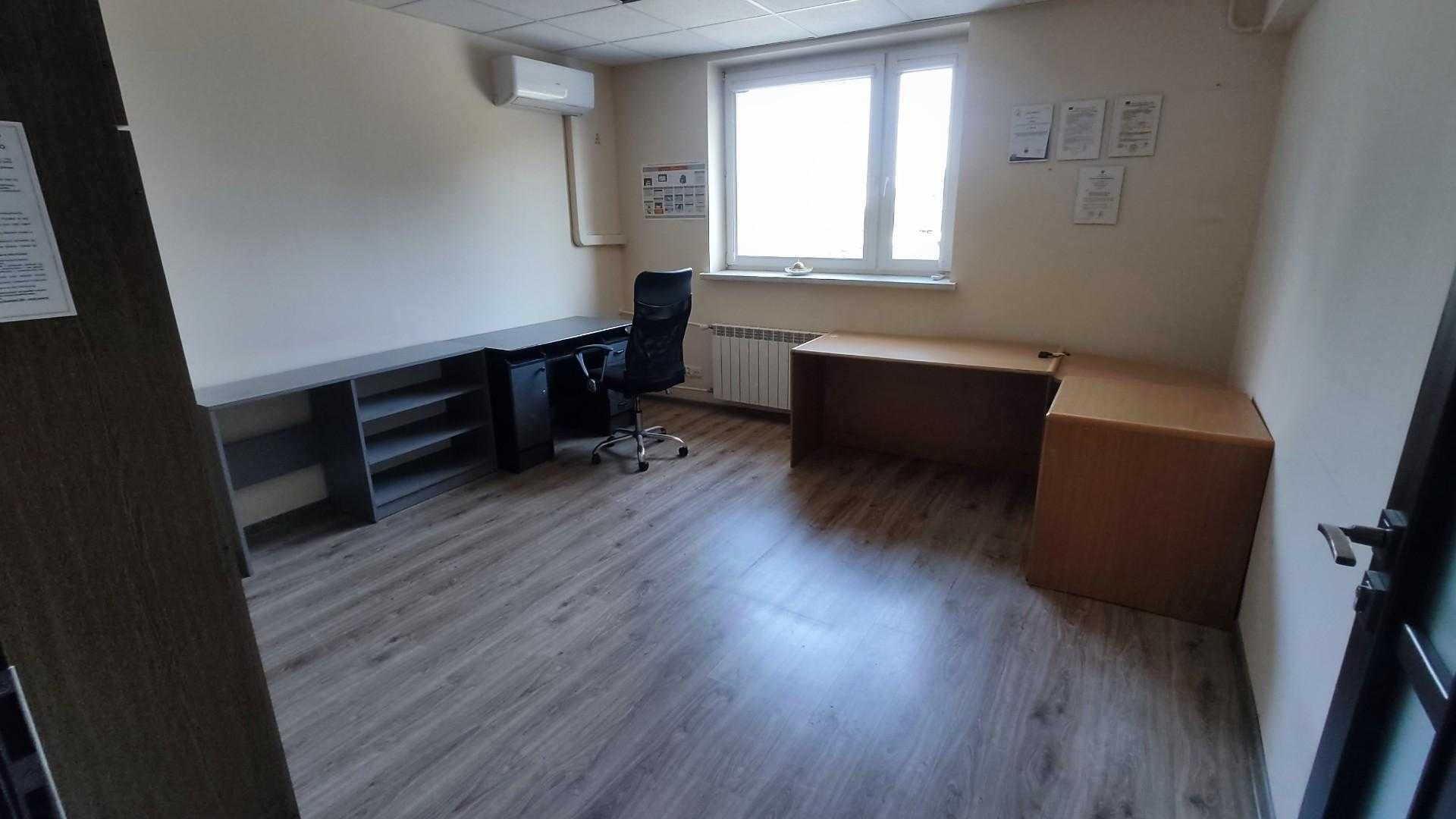 Budynek socjalno-biurowy z częścią magazynową - Wynajem