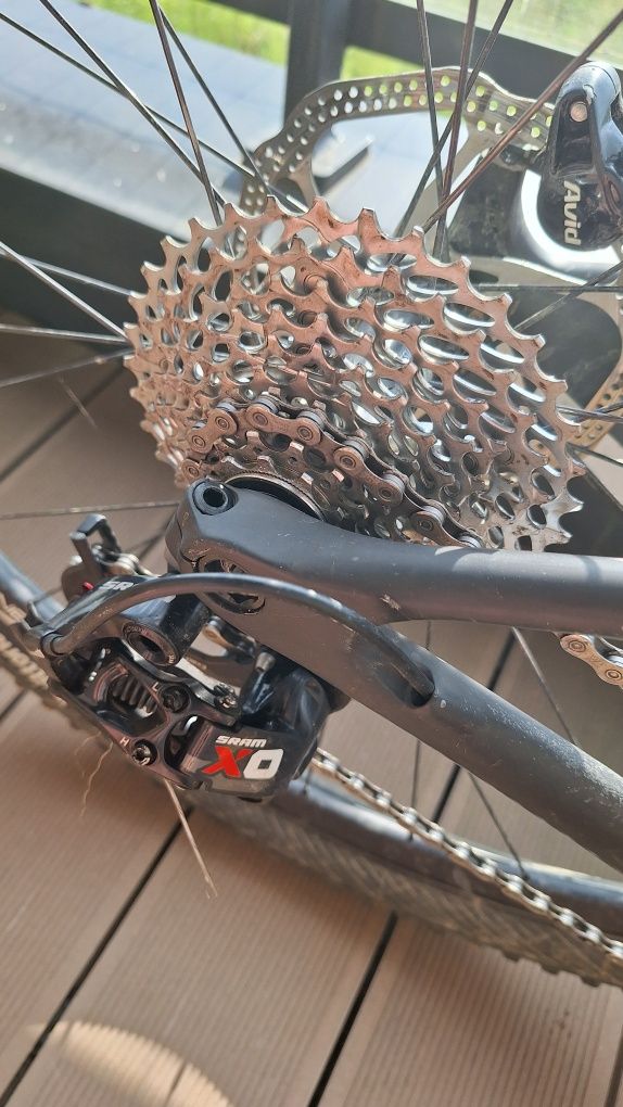 Rower: Canyon Grand Canyon CF SLX F10 – Karbonowy MTB gotowy na przygo