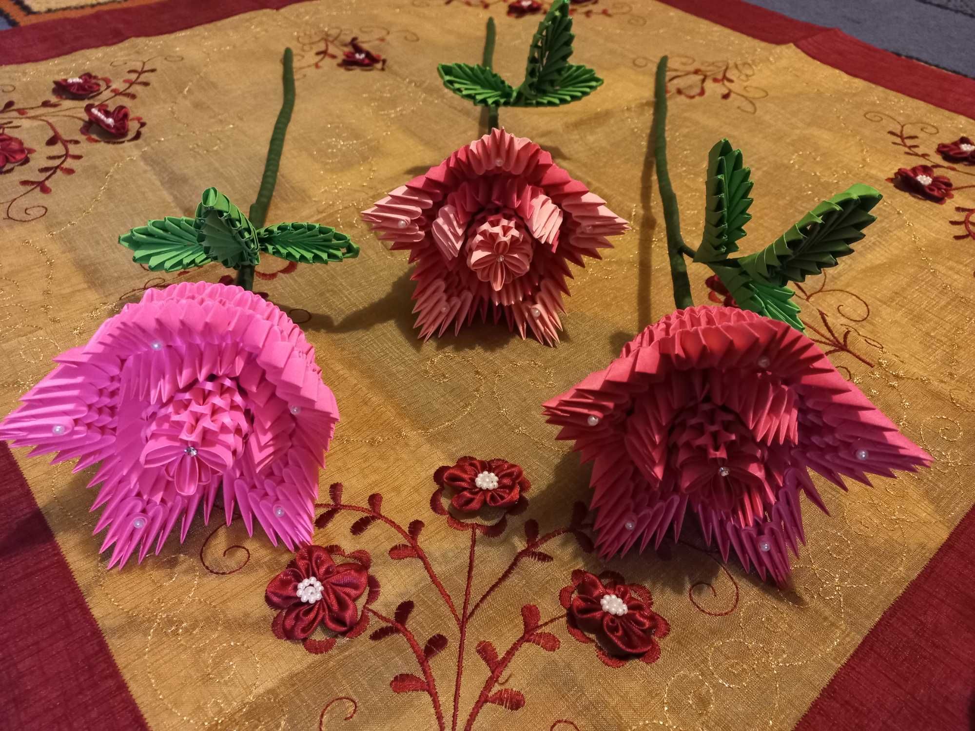 Wyjątkowe RÓŻE w kolorze różu - na Dzień Matki - rękodzieło origami