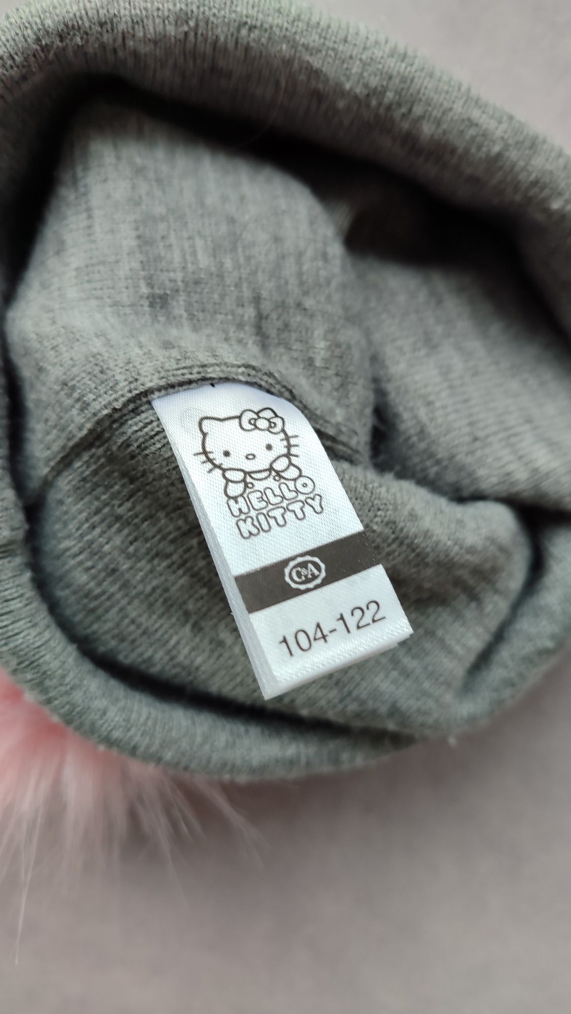 Szara czapka z różowym pomponem Hello Kitty 104-122 C&A