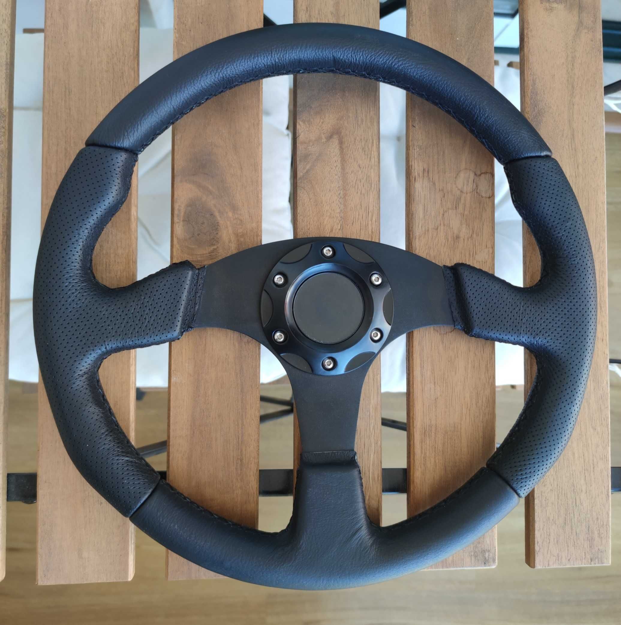 Volante Desportivo tipo OMP de Pele