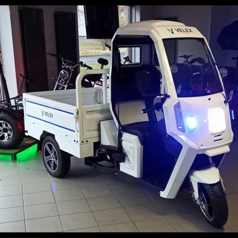 Pojazd typu trike CARGO – VELEX model PEC99