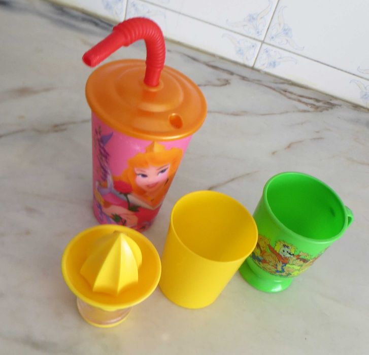 Copos 3D com palha, Caneca e Espremedor Citrinos de criança