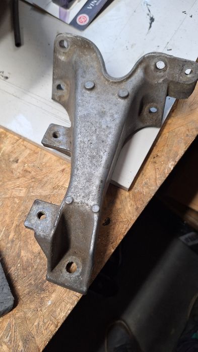 Łapa silnika bmw m50 m52