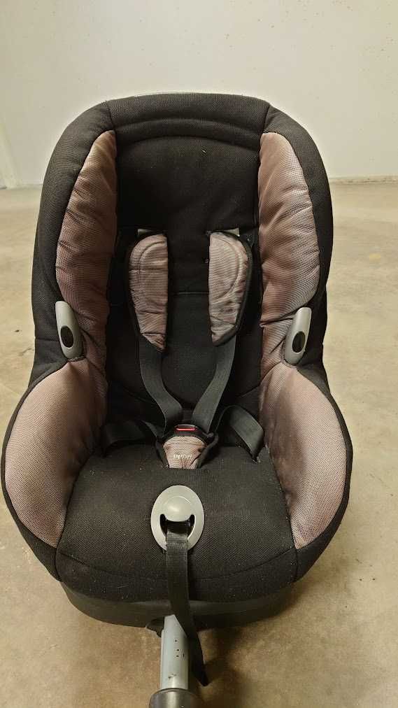 Fotelik samochodowy dla dziecka Maxi- Cosi Priori 9-18 kg z ISOFIX