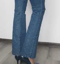 Spodnie jeansowe z brokatem