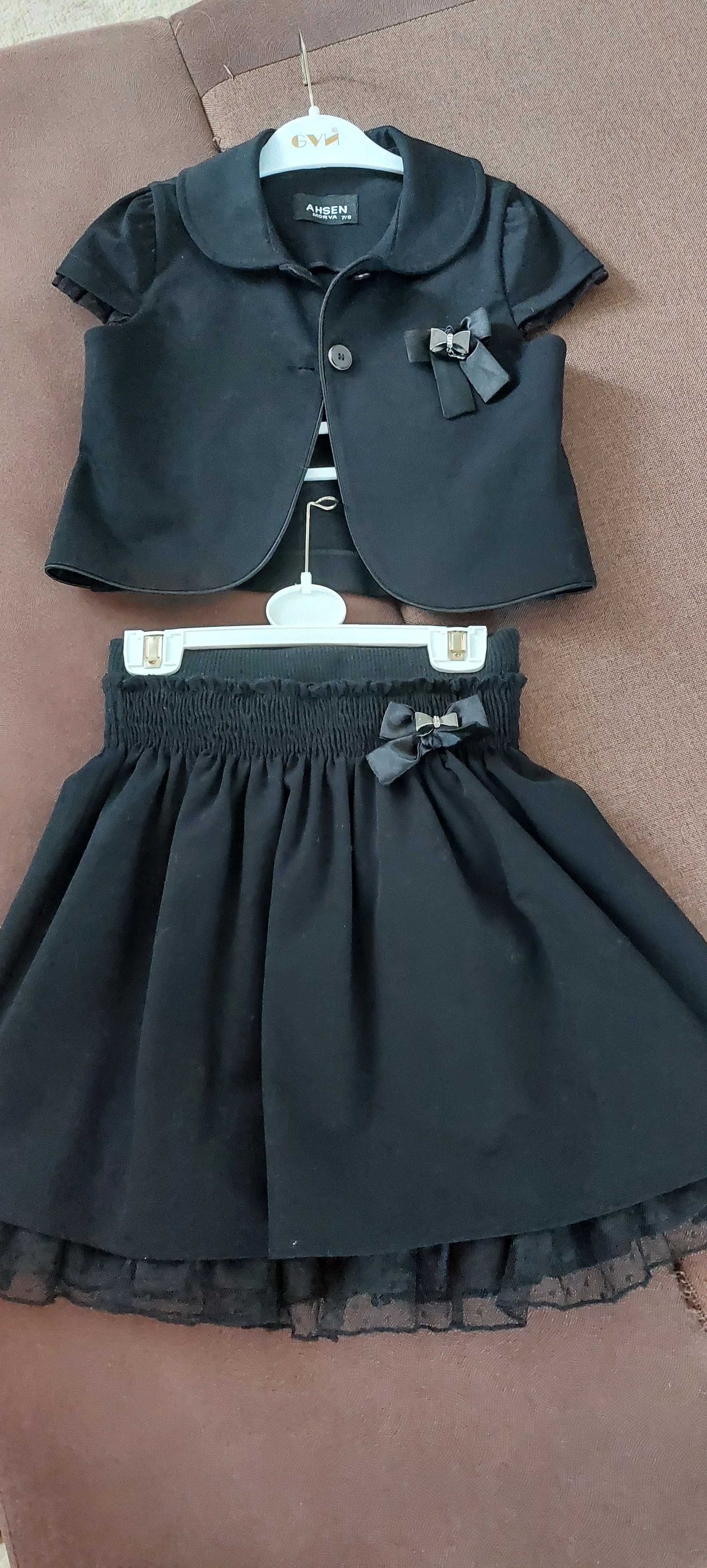 Вещи  на девочку, школьные  6-8 лет