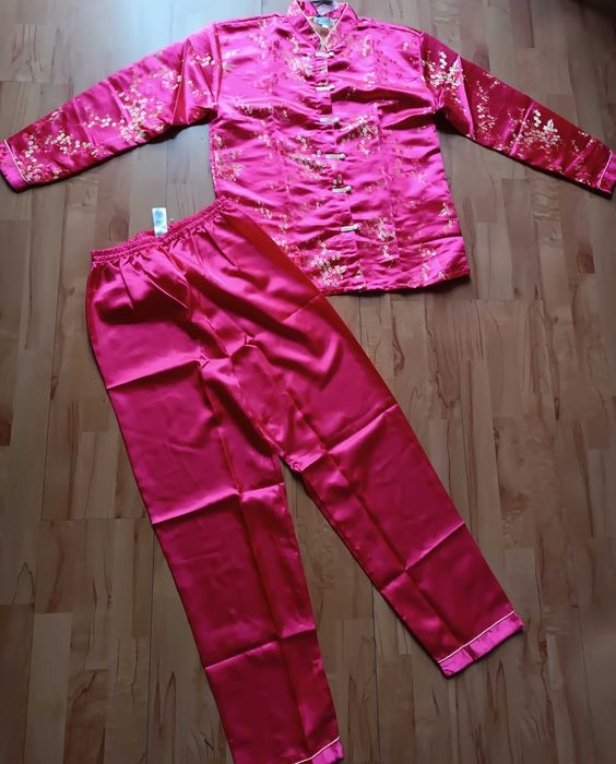 Piżamy z Dalekiego Wschodu rozmiar S/M NIE UŻYWANE