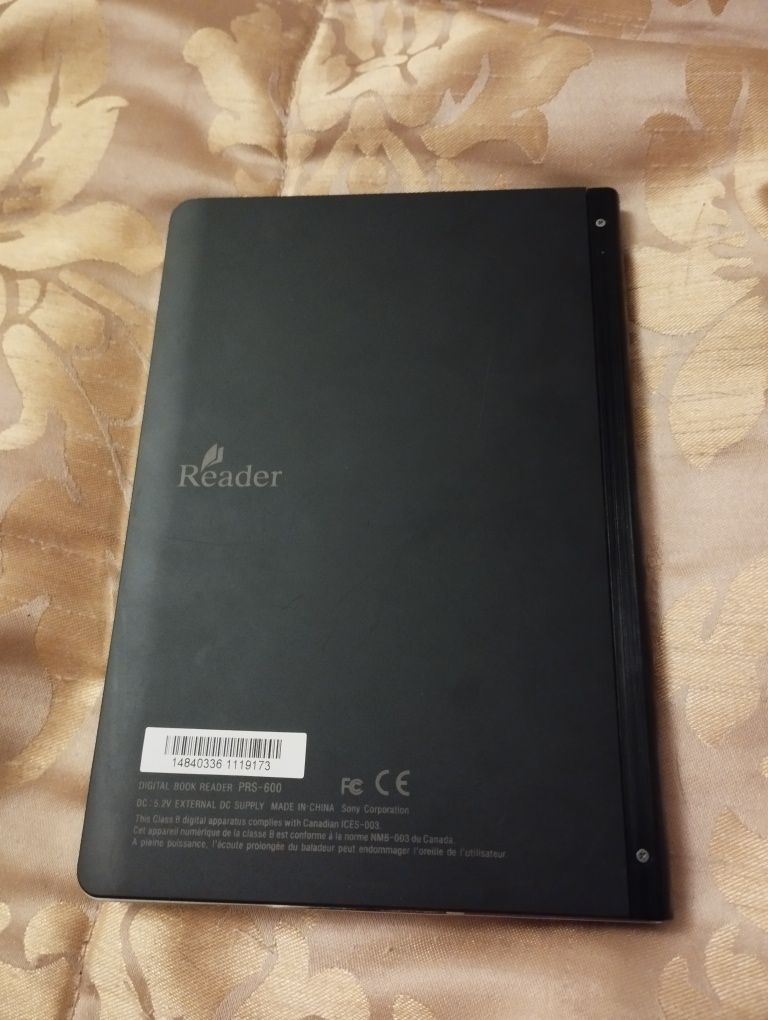 Електронна книга Sony PRS-600