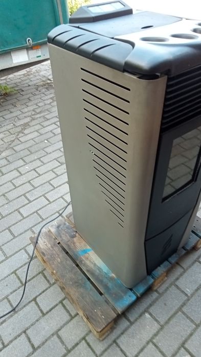 Kominek na pellet