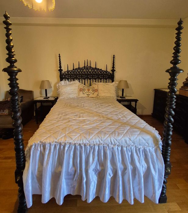 Mobília de quarto antiga estilo Luís XIV