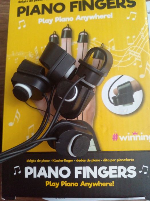 "Piano Fingers" музичні рукавички