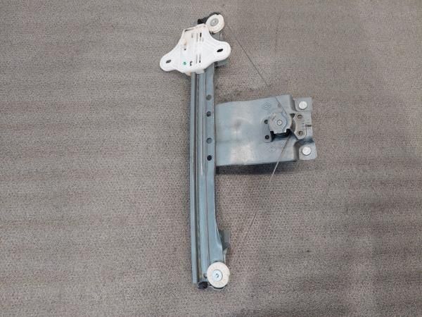Elevador vidros trás esquerdo RENAULT Clio IV (BH_)