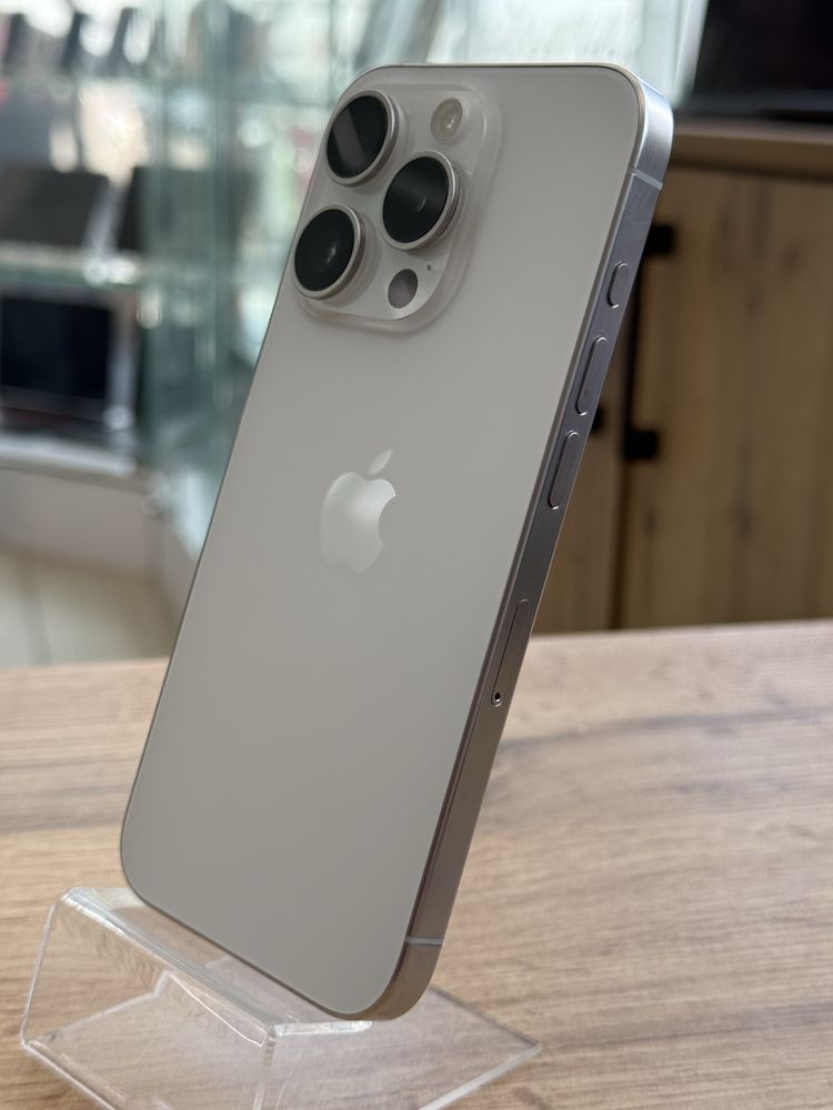 Apple iphone 15 pro 128gb ( айфон 15 про ,не працює фейс айді