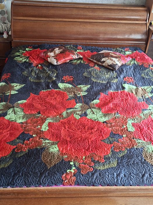 Продам ліжко в гарному стані