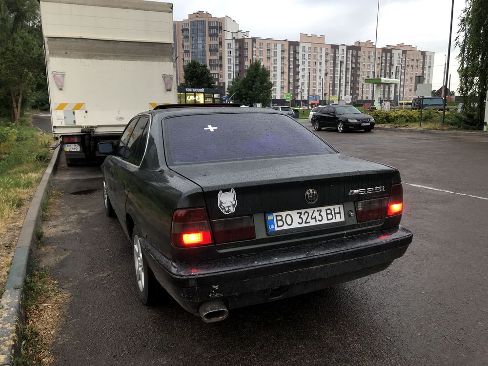 Продам або обміняю бмв е34 520