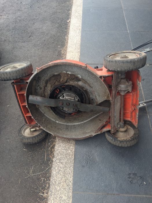 Corta relva KUBOTA