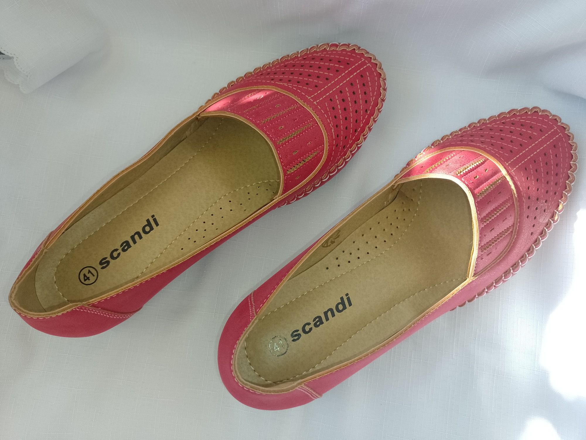 Buty czółenka czerwone scandi  roz. 41