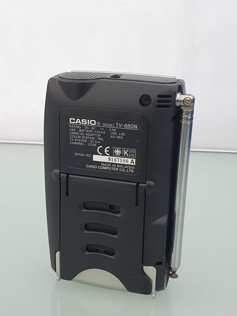 Casio TV-880 2,3-calowy przenośny kolorowy telewizor