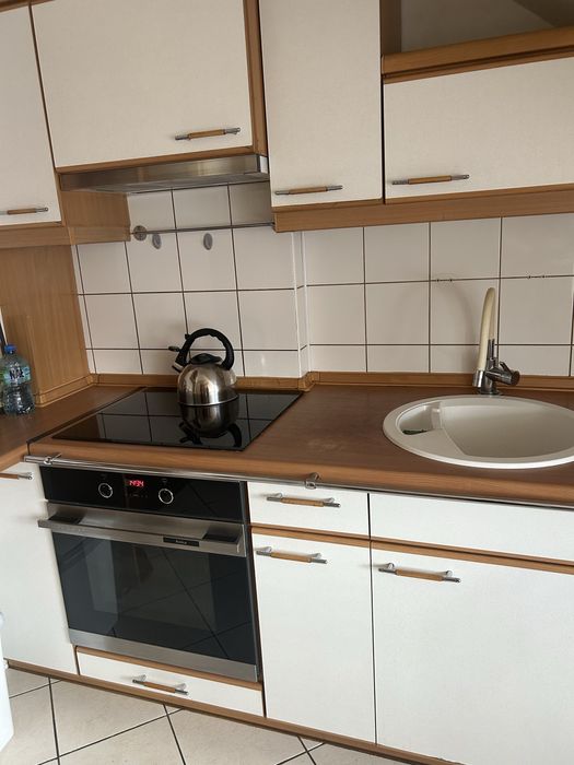 Sprzedam 3-pokojowe mieszkanie 77 m² – Kielce, os. Baranówek
