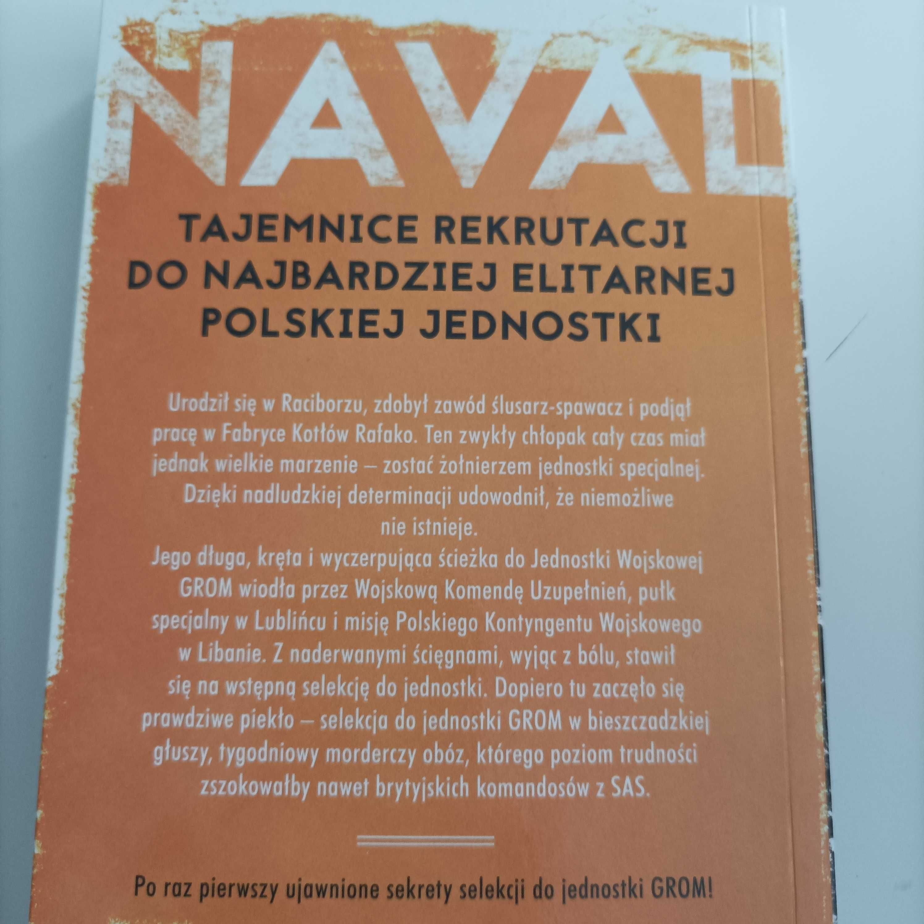 Ostatnich gryzą psy - Naval