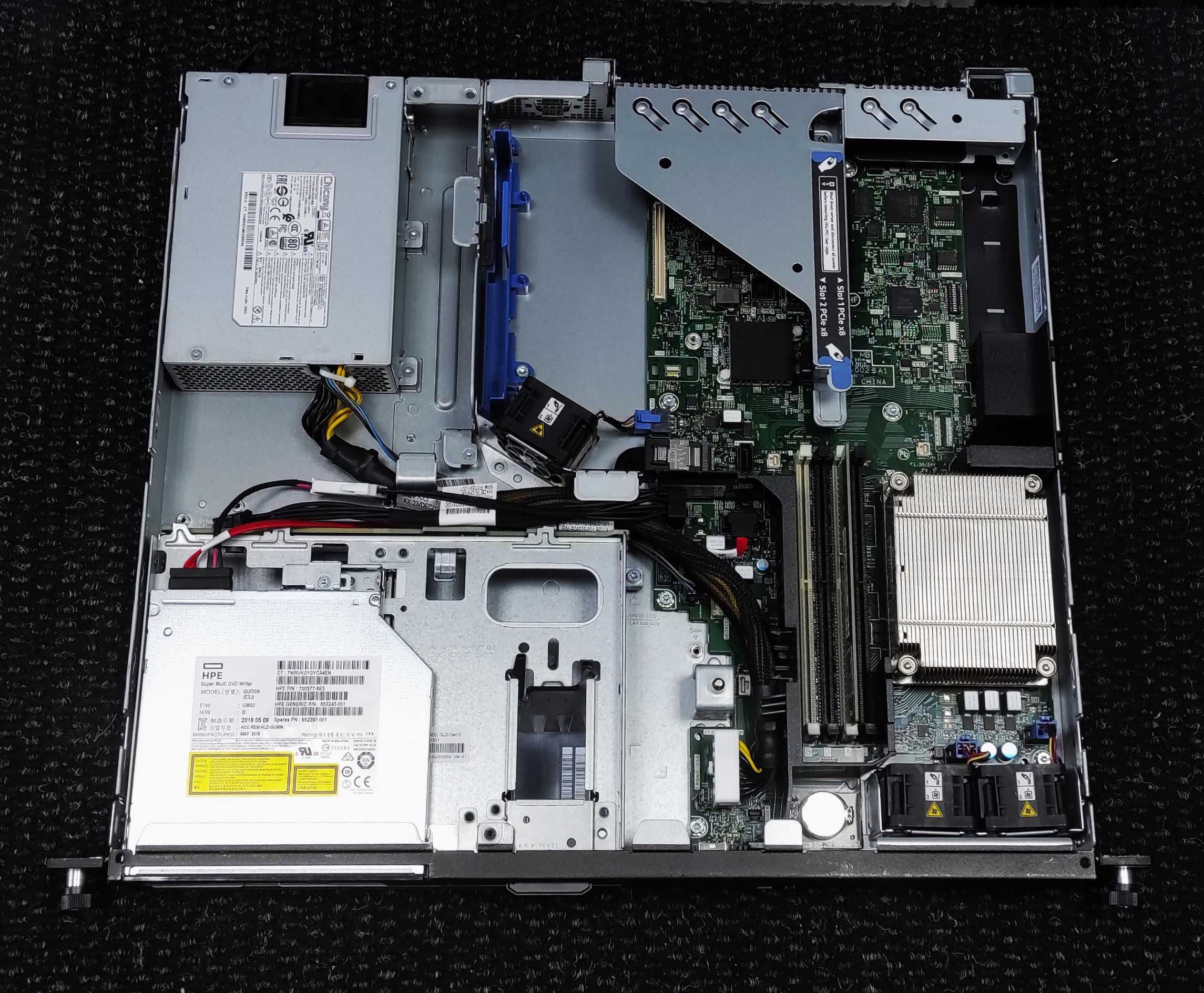 Компактный сервер HP ProLiant DL20 Gen10 (глубина 40см)