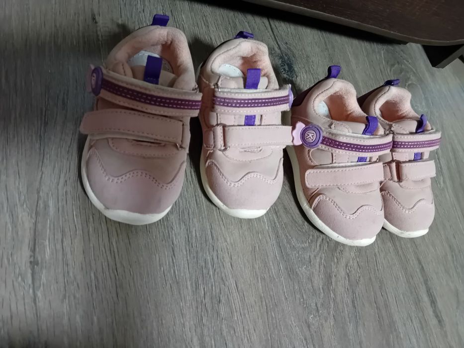 Красовки для двійні,близнят