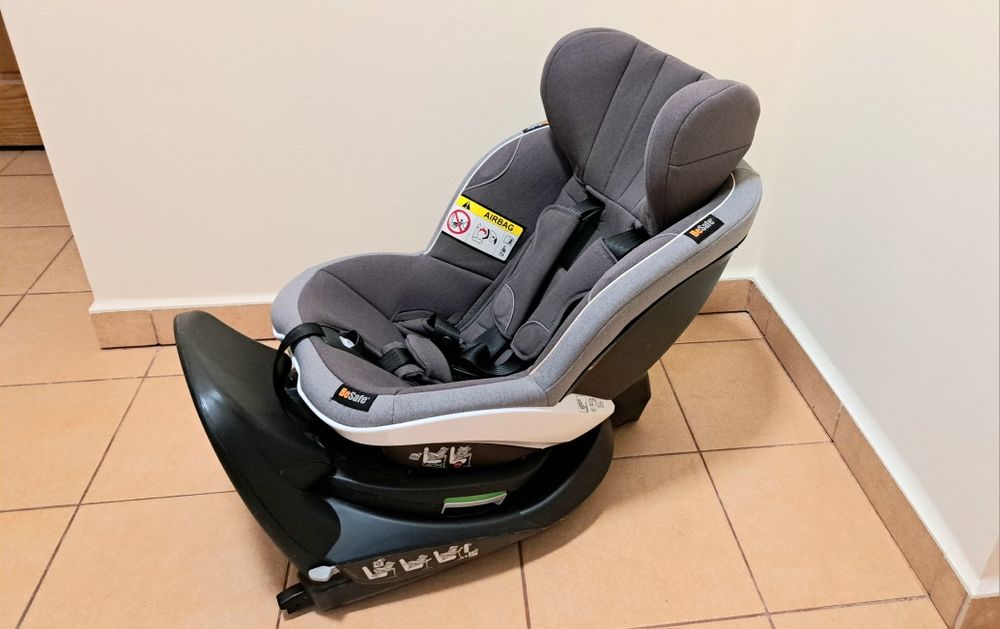 Obrotowy fotelik samoch. BeSafe iZi Twist i-Size 0-18kg + baza ISOfix